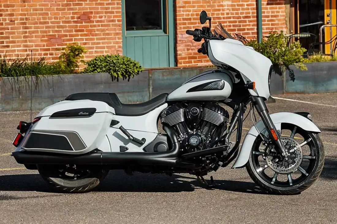 Banniere Indian Bagger Chieftain Dark Horse