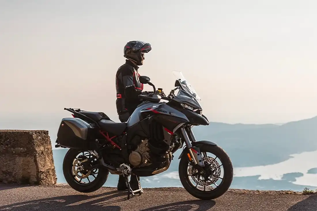 Banniere Ducati Multistrada V4 S Grand Tour