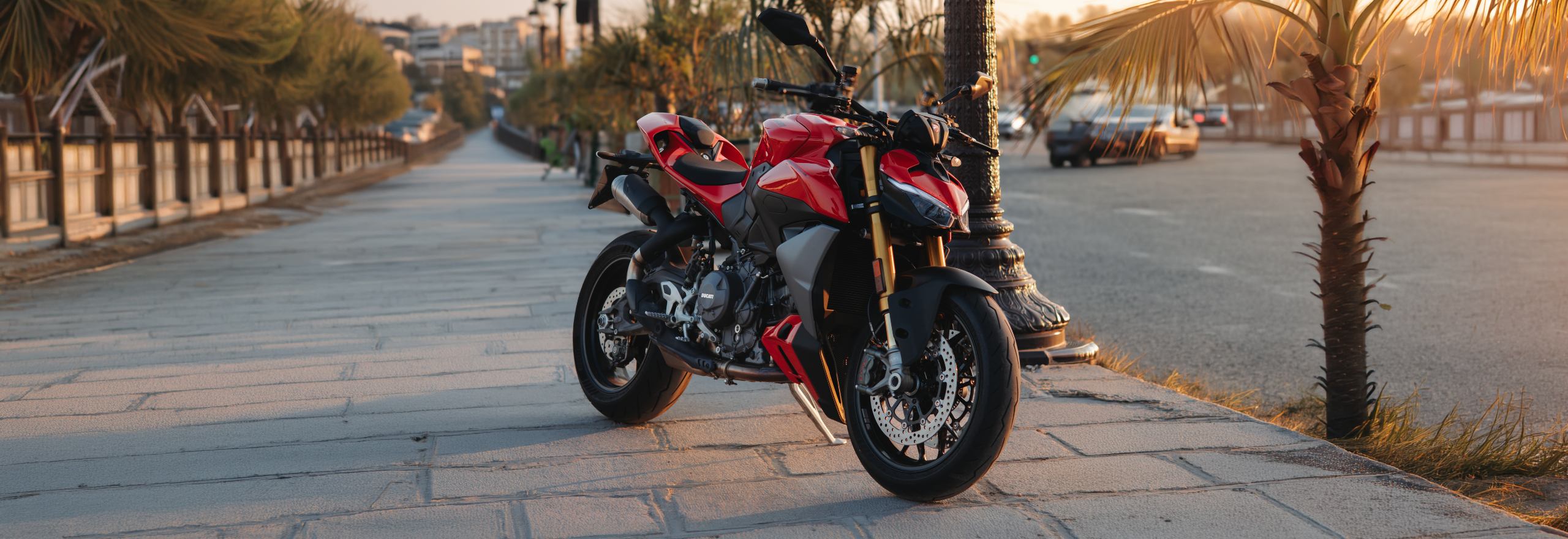 Ducati Streetfighter V2