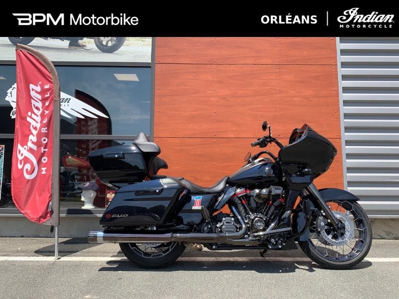 Photo HARLEY-DAVIDSON CVO Road Glide 1923 2022 - A partir de 648.32?/mois*