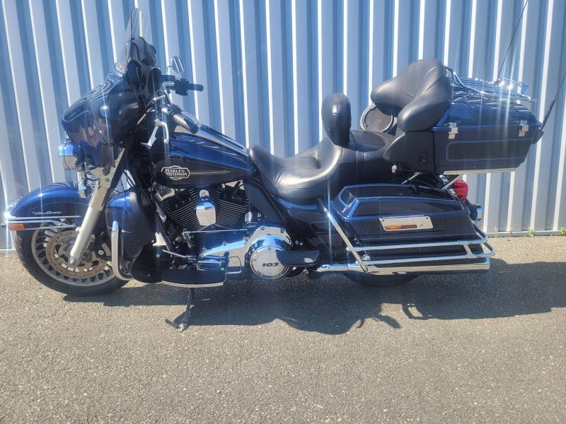 Image HARLEY-DAVIDSON Electra Ult Classic Electra Glide Ultra Classic 1690 Bicolore ABS 2013