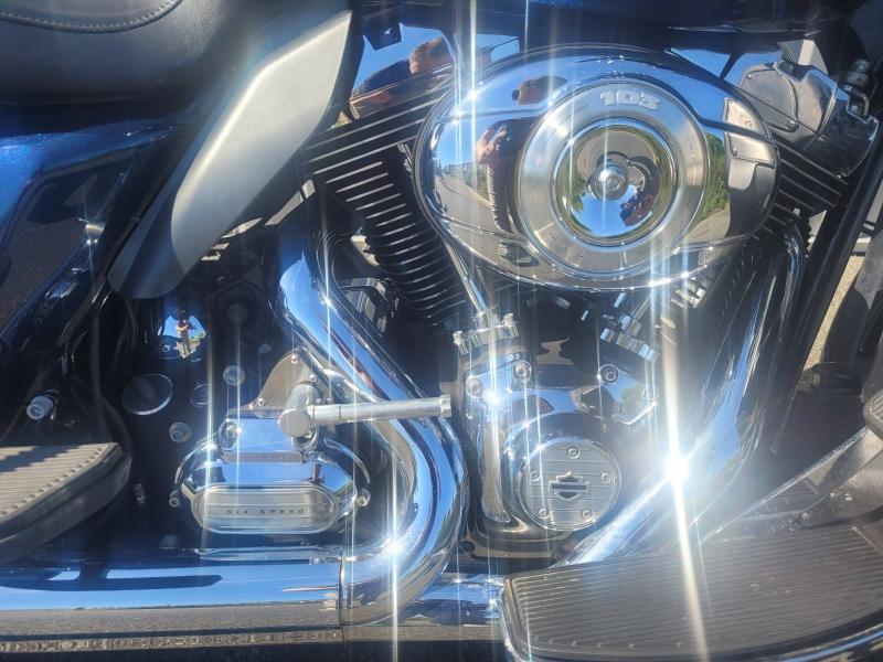 Image HARLEY-DAVIDSON Electra Ult Classic Electra Glide Ultra Classic 1690 Bicolore ABS 2013