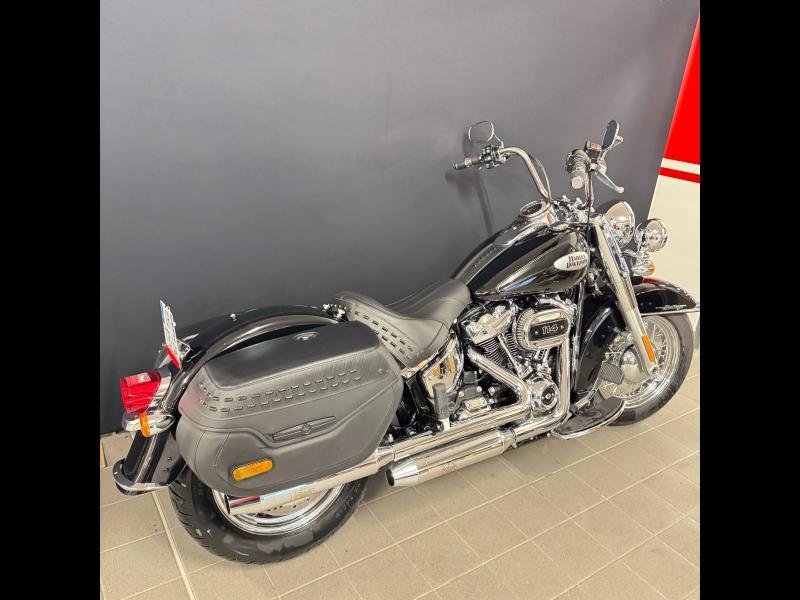 Image HARLEY-DAVIDSON Soft. Herit. Classic Finition Chrome 1868 Noir à partir de 368?/mois*