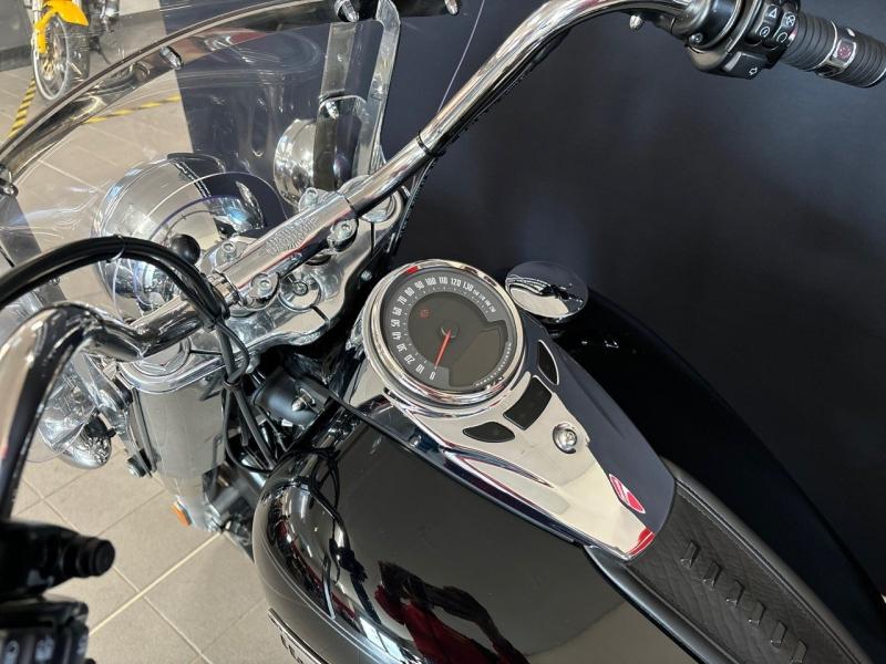 Image HARLEY-DAVIDSON Soft. Herit. Classic Finition Chrome 1868 Noir à partir de 368?/mois*