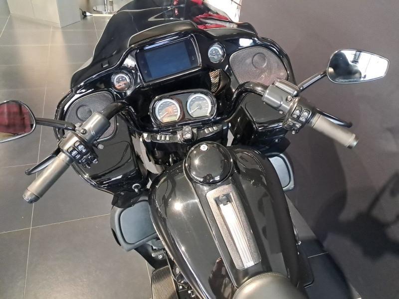 Image HARLEY-DAVIDSON Road Glide Limited Road Glide Limited Black Pearl Edition 1868 Couleur
