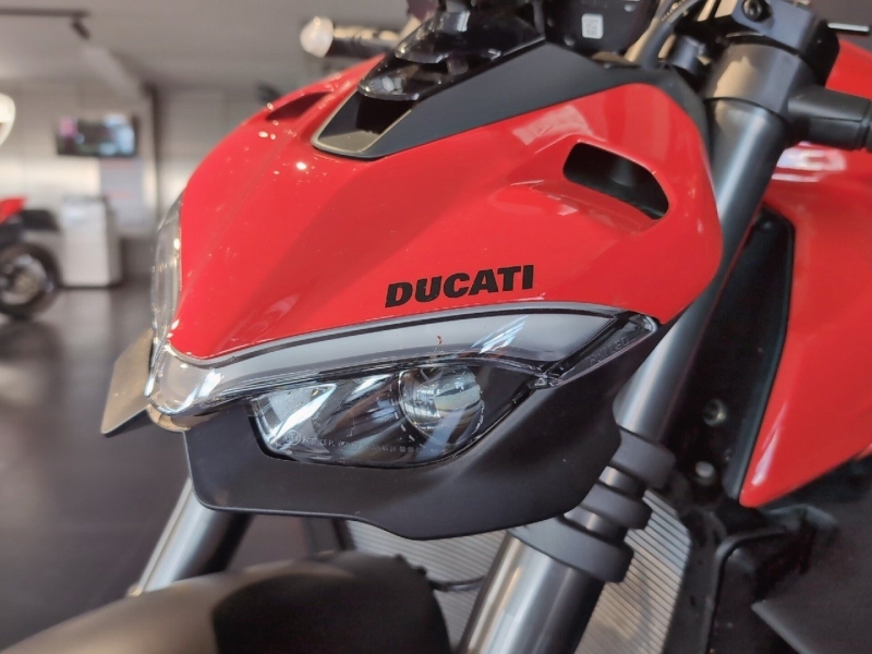 Image DUCATI Streetfighter 1103 Streetfighter V4 2024