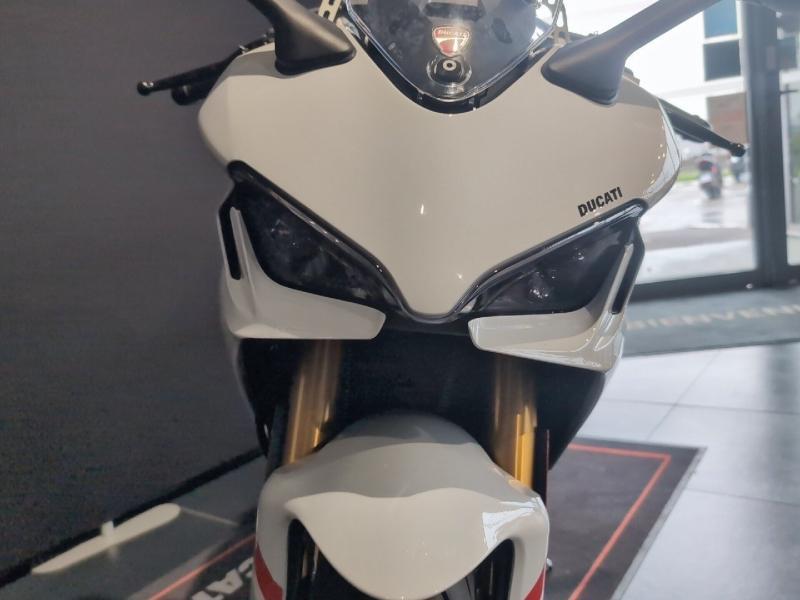 Image DUCATI SuperSport SuperSport 950 S A2 à partir de 203 ? de loyers en LOA