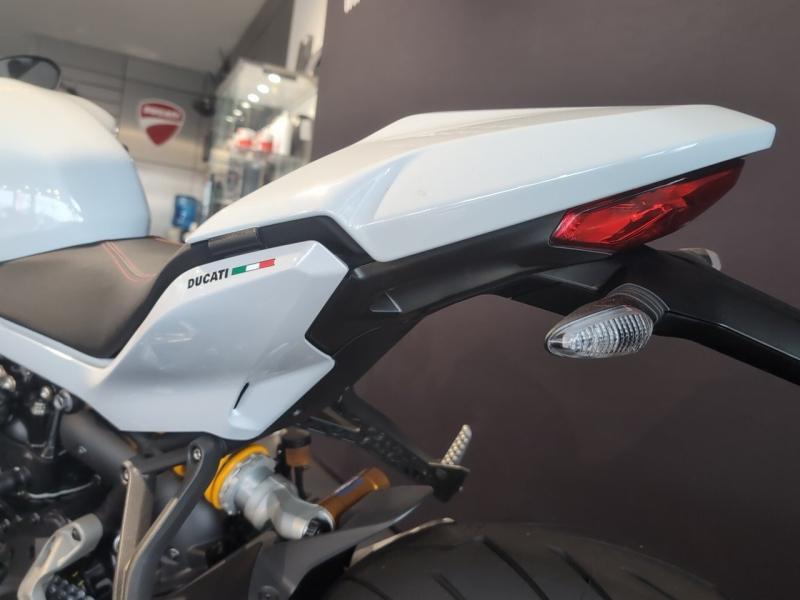 Image DUCATI SuperSport SuperSport 950 S A2 à partir de 203 ? de loyers en LOA